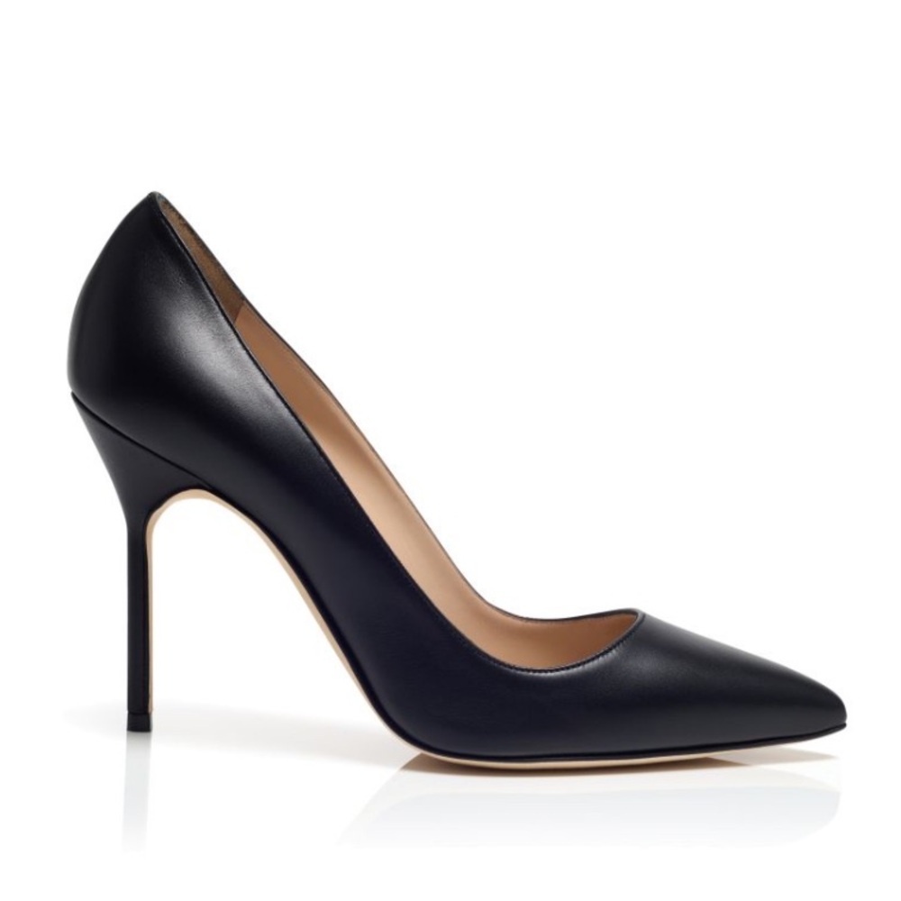 NEW Manolo Blahnik Black Leather Pumps 7.5 105mm